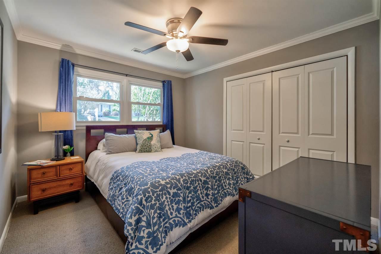 5700 Deblyn Avenue Raleigh, NC 27612 - Photo 13 of 30 Gallery Image 13