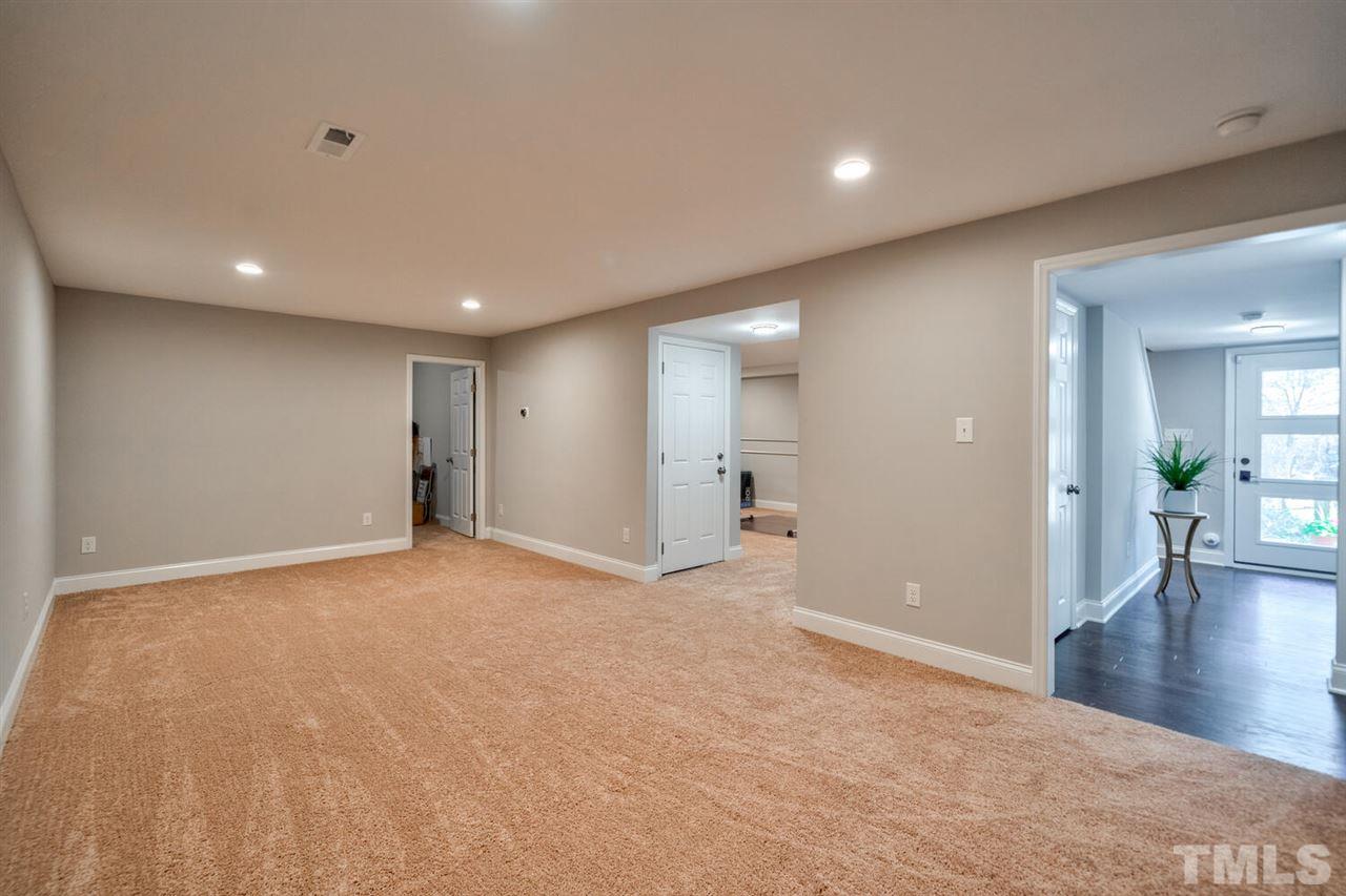 5700 Deblyn Avenue Raleigh, NC 27612 - Photo 14 of 30 Gallery Image 14