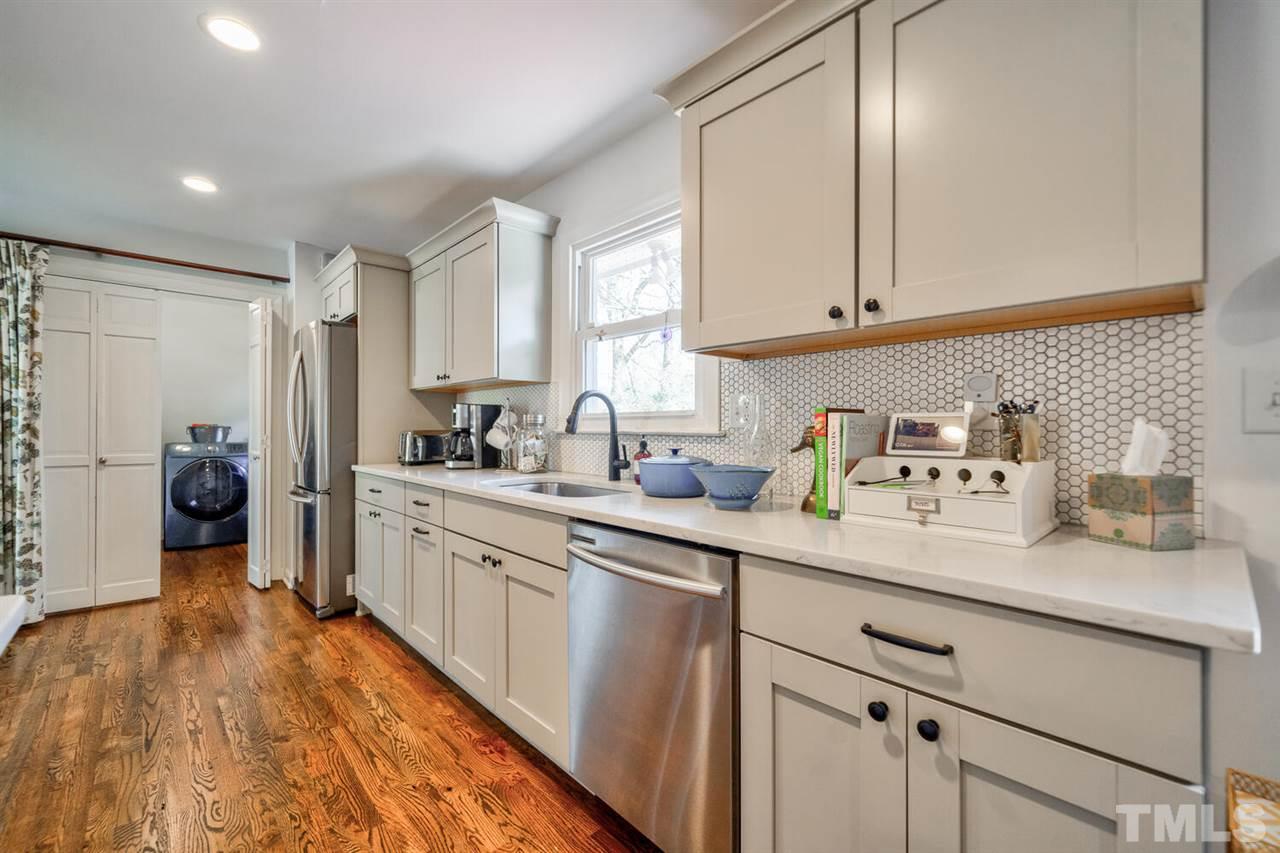 5700 Deblyn Avenue Raleigh, NC 27612 - Photo 5 of 30 Gallery Image 5