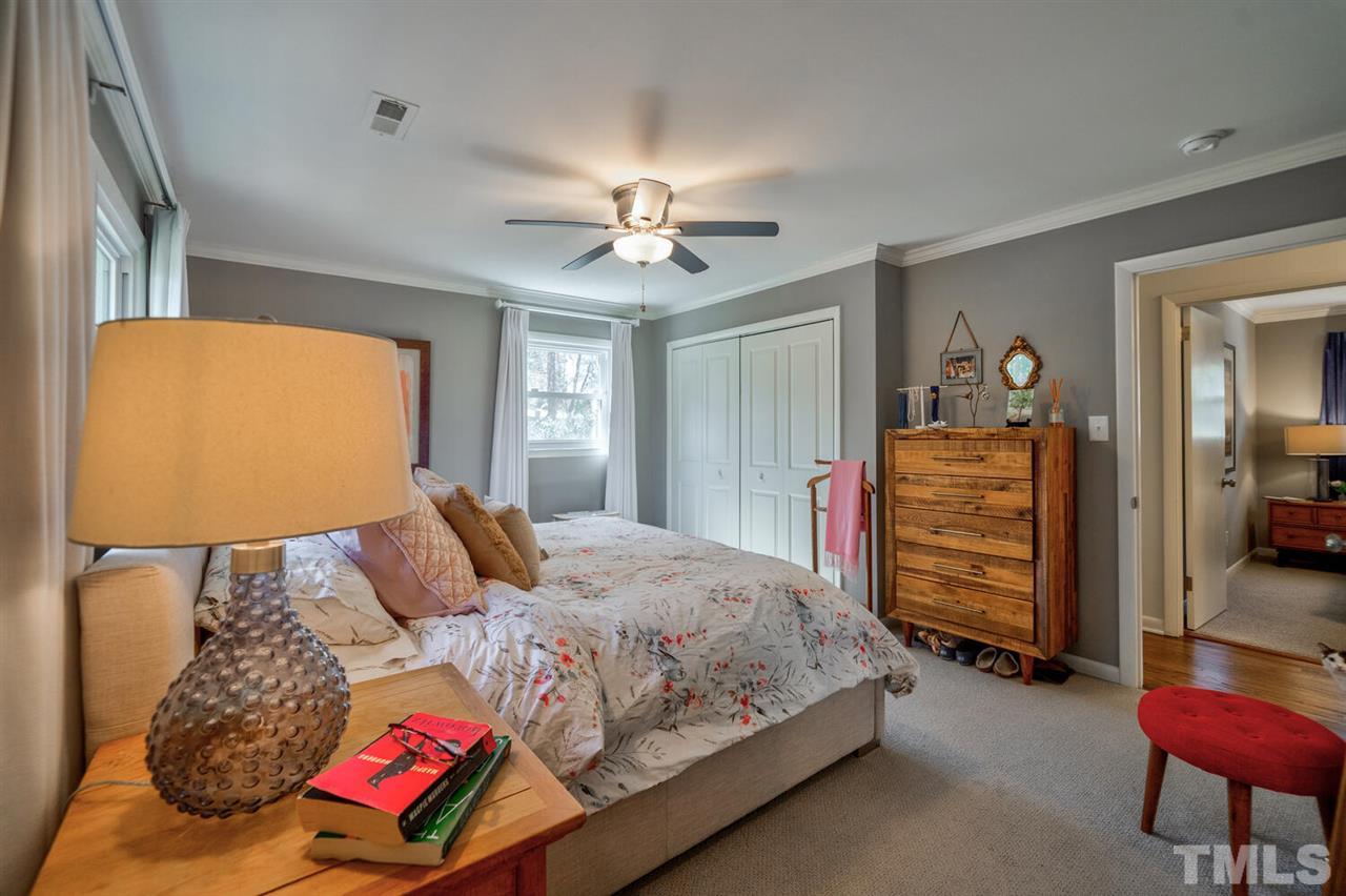 5700 Deblyn Avenue Raleigh, NC 27612 - Photo 7 of 30 Gallery Image 7