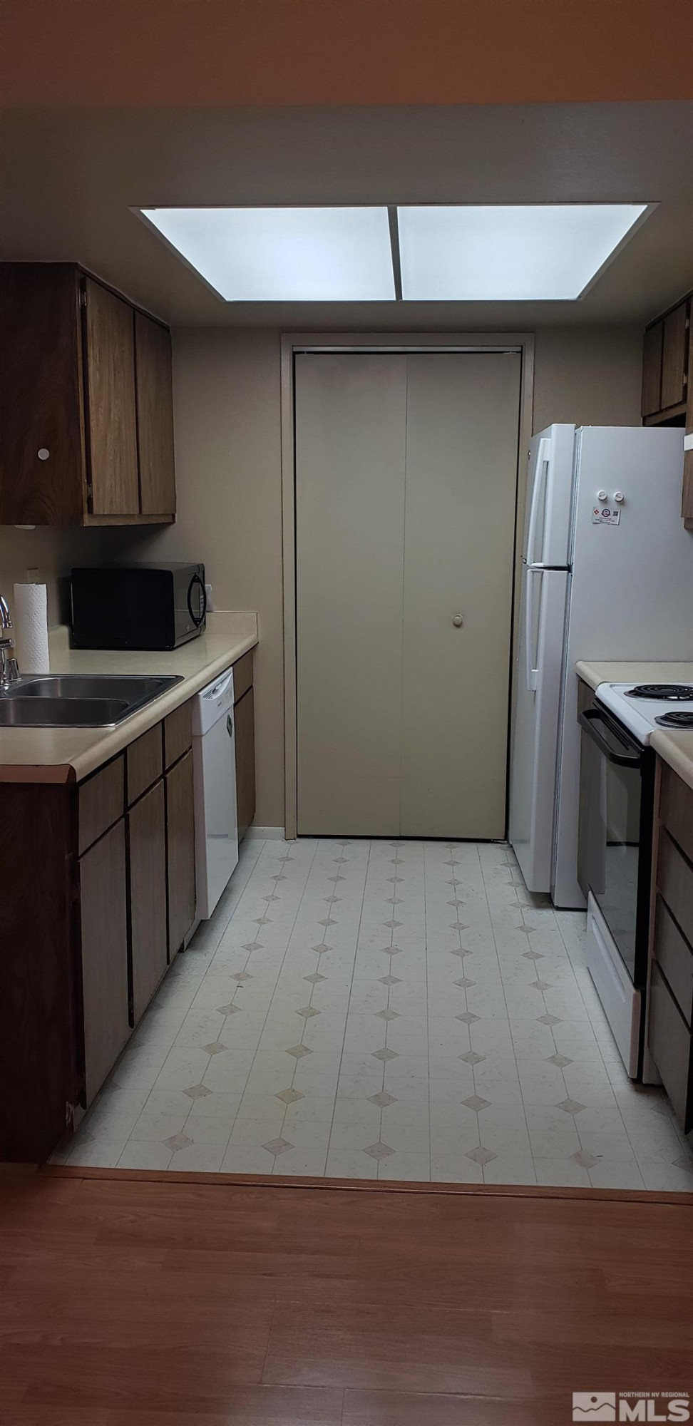 7680 Bluestone Drive, Unit 330 Reno, NV 89511 - Photo 14 of 32 Photo 14