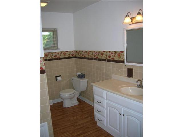 452 East Stop 13 Road Indianapolis, IN 46227 - Photo 4 of 10 Gallery Image 4