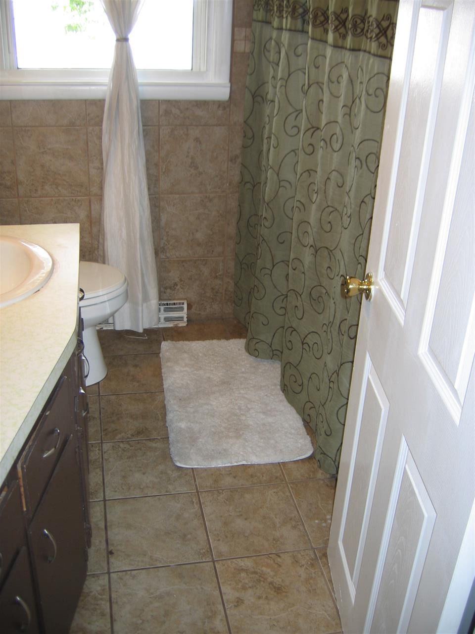 226 Lund Road Nashua, NH 03060 - Photo 16 of 20