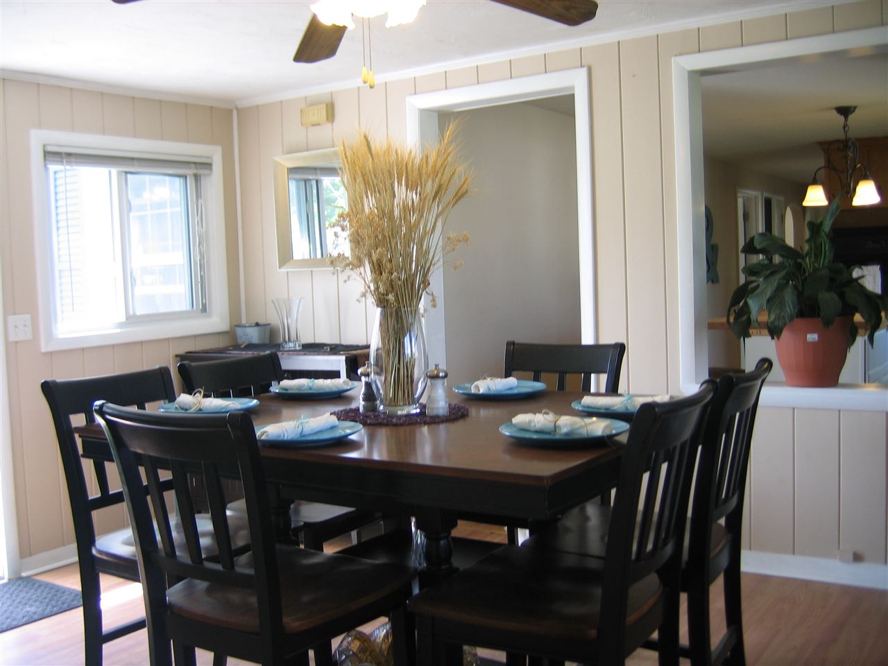 226 Lund Road Nashua, NH 03060 - Photo 3 of 20