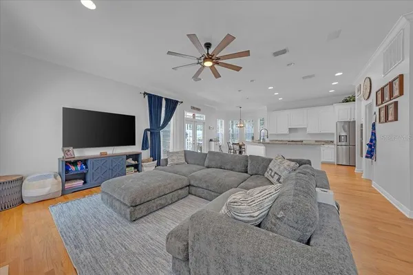$875,000 | 5913 Flatwoods Manor Circle, Lithia, FL 33547