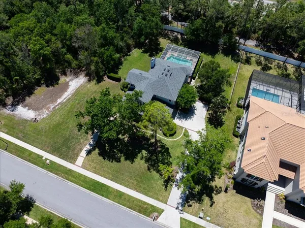 $875,000 | 5913 Flatwoods Manor Circle, Lithia, FL 33547