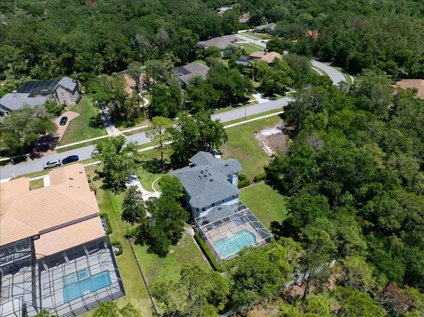 $875,000 | 5913 Flatwoods Manor Circle, Lithia, FL 33547