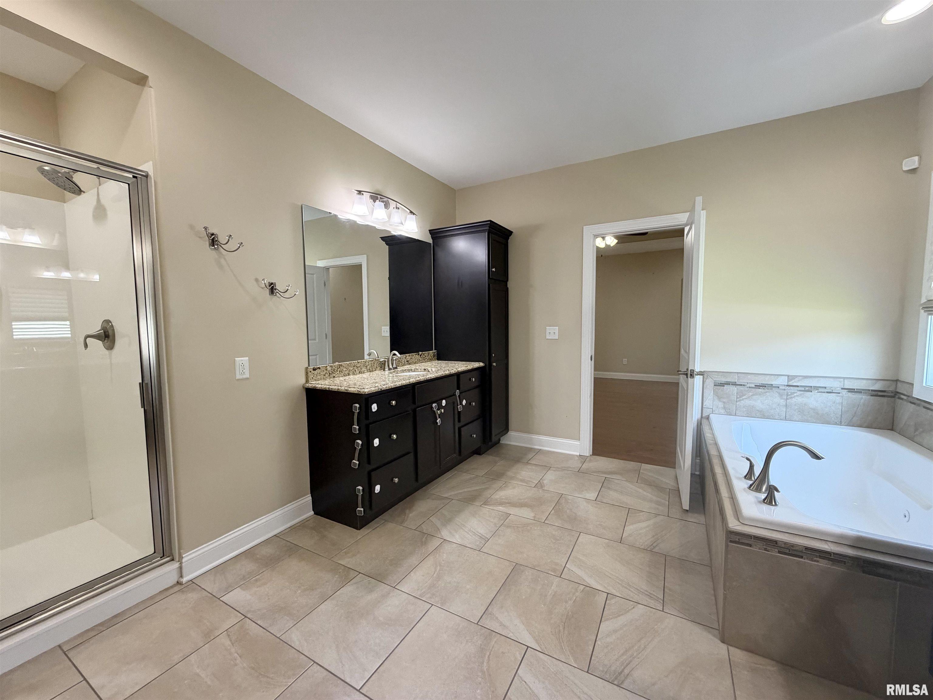 1805 Blue Stone Drive Springfield, IL 62704 - Photo 22 of 40