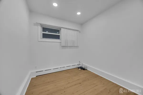 $475,000 | 120 Winthrop Road, Edison, NJ 08817