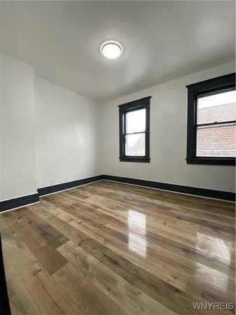 $1,100 | 111 North Ogden Street, Unit E, Buffalo, NY 14206