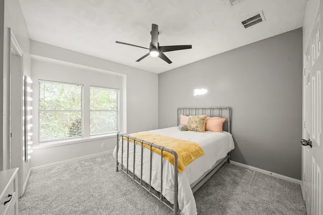 $1,200,000 | 4703 Oxbow Circle West, Fulshear, TX 77441