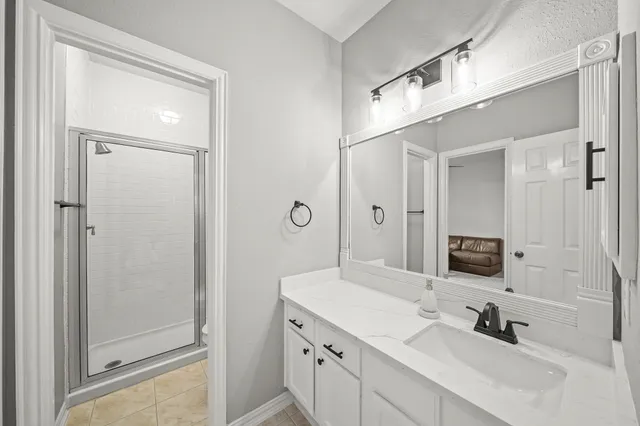 $1,200,000 | 4703 Oxbow Circle West, Fulshear, TX 77441