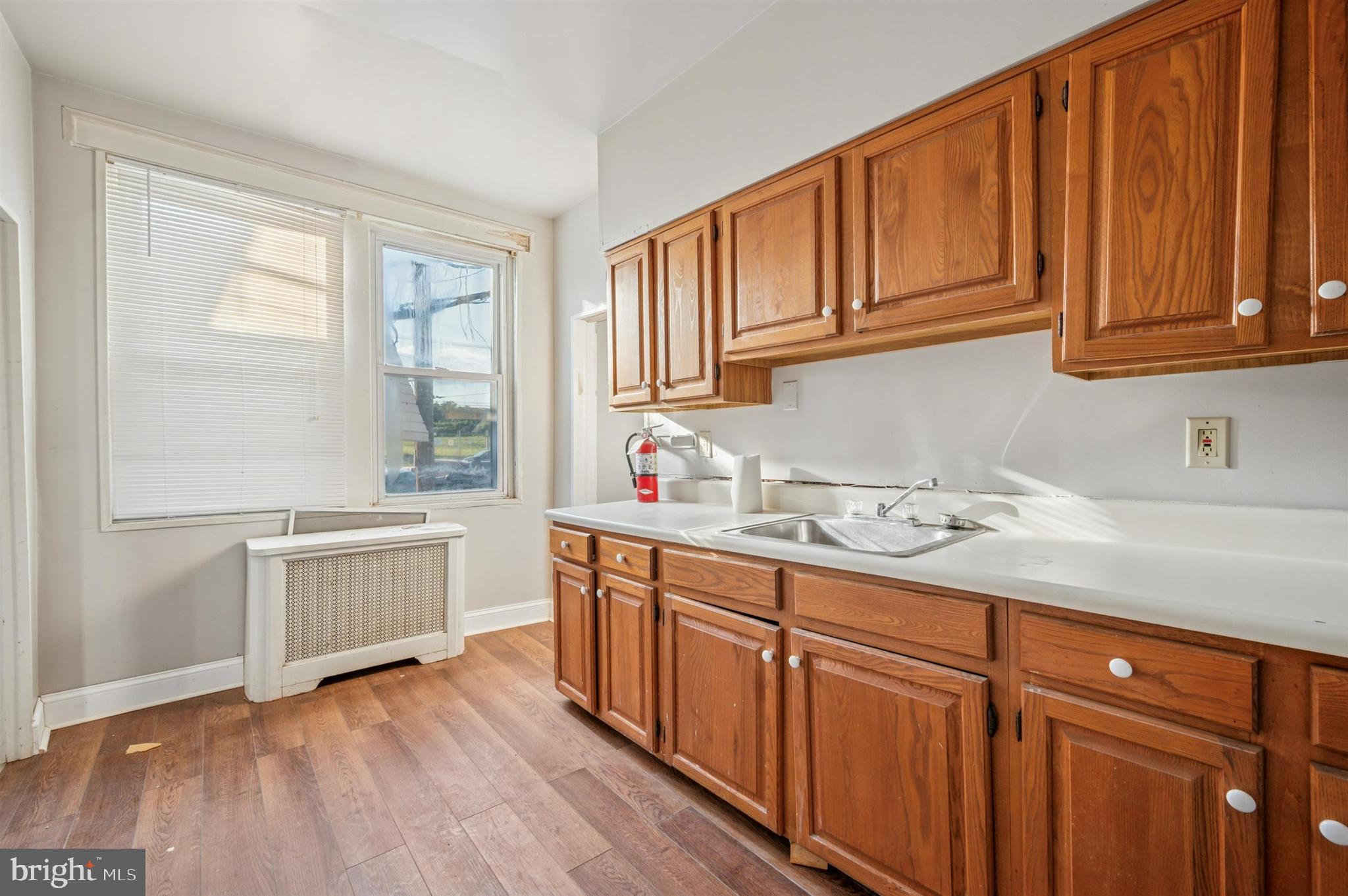 4081 West Ford Road Philadelphia, PA 19131 - Photo 4 of 16 Gallery Image 4