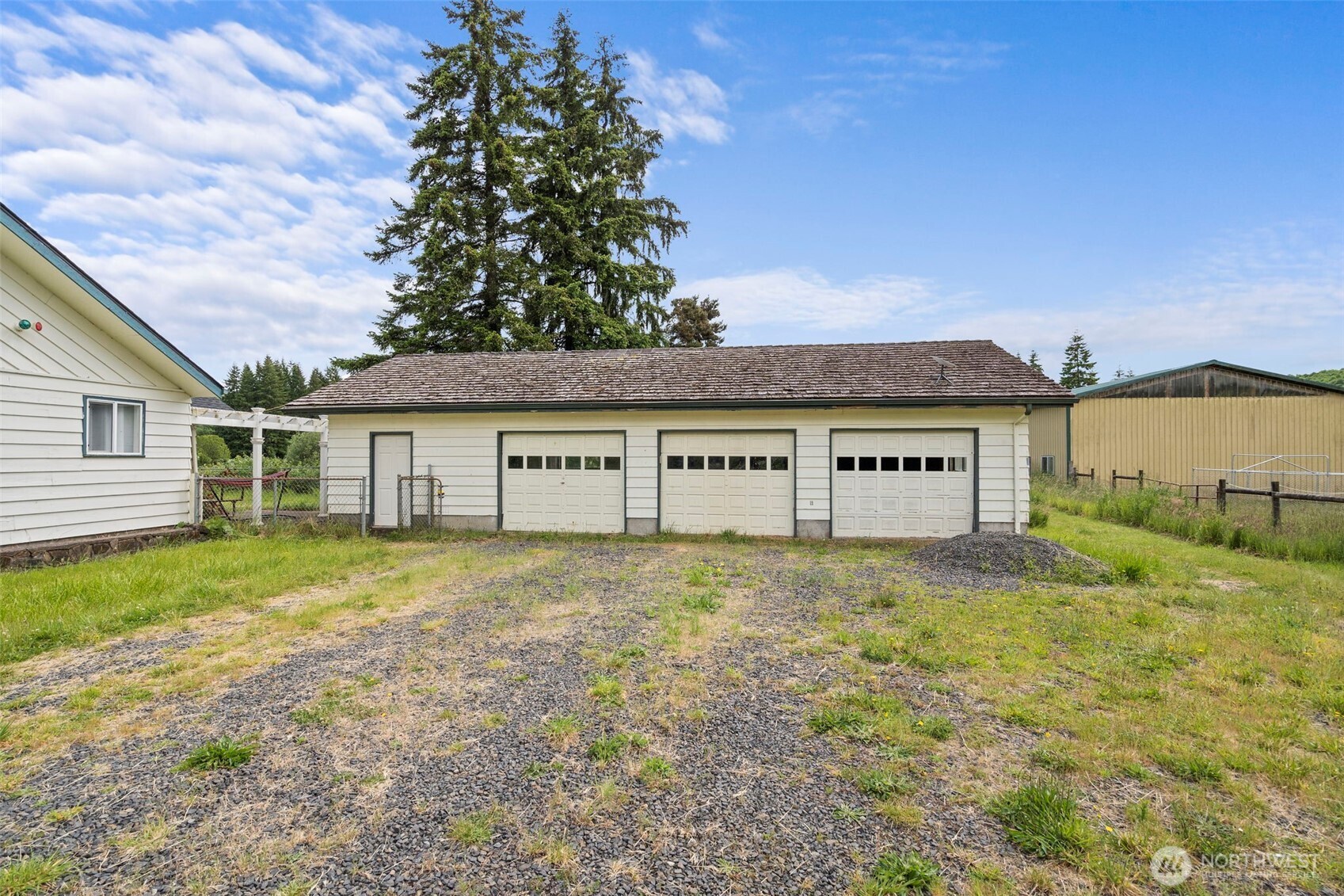 36 Lebam Road Raymond, WA 98577 - Photo 3 of 37