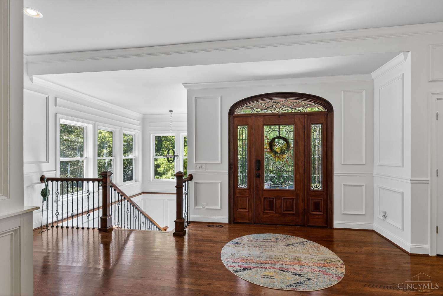 676 Asbury Road Cincinnati, OH 45255 - Photo 8 of 71 Gallery Image 8