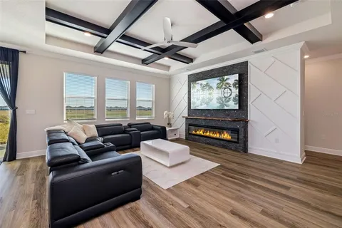 $679,000 | 18320 Thistleberry Place, Bradenton, FL 34211