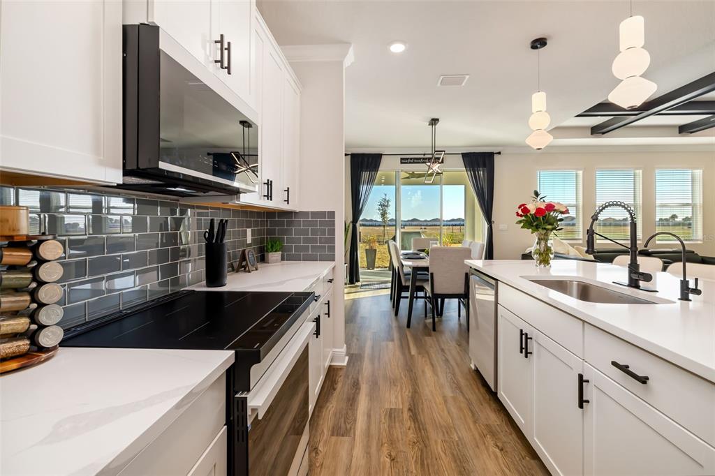 18320 Thistleberry Place Bradenton, FL 34211 - Photo 25 of 68