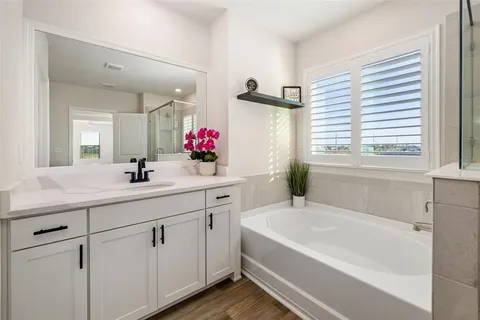 $679,000 | 18320 Thistleberry Place, Bradenton, FL 34211