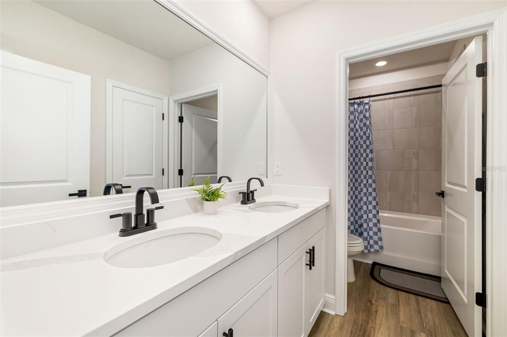 18320 Thistleberry Place Bradenton, FL 34211 - Photo 45 of 68