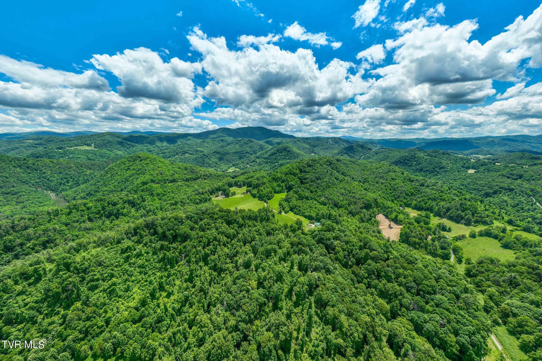Tbd Tbd Dark Hollow Butler, TN 37640 - Photo 12 of 50 TBD Dark Hollow Private Dr (12 of 59)