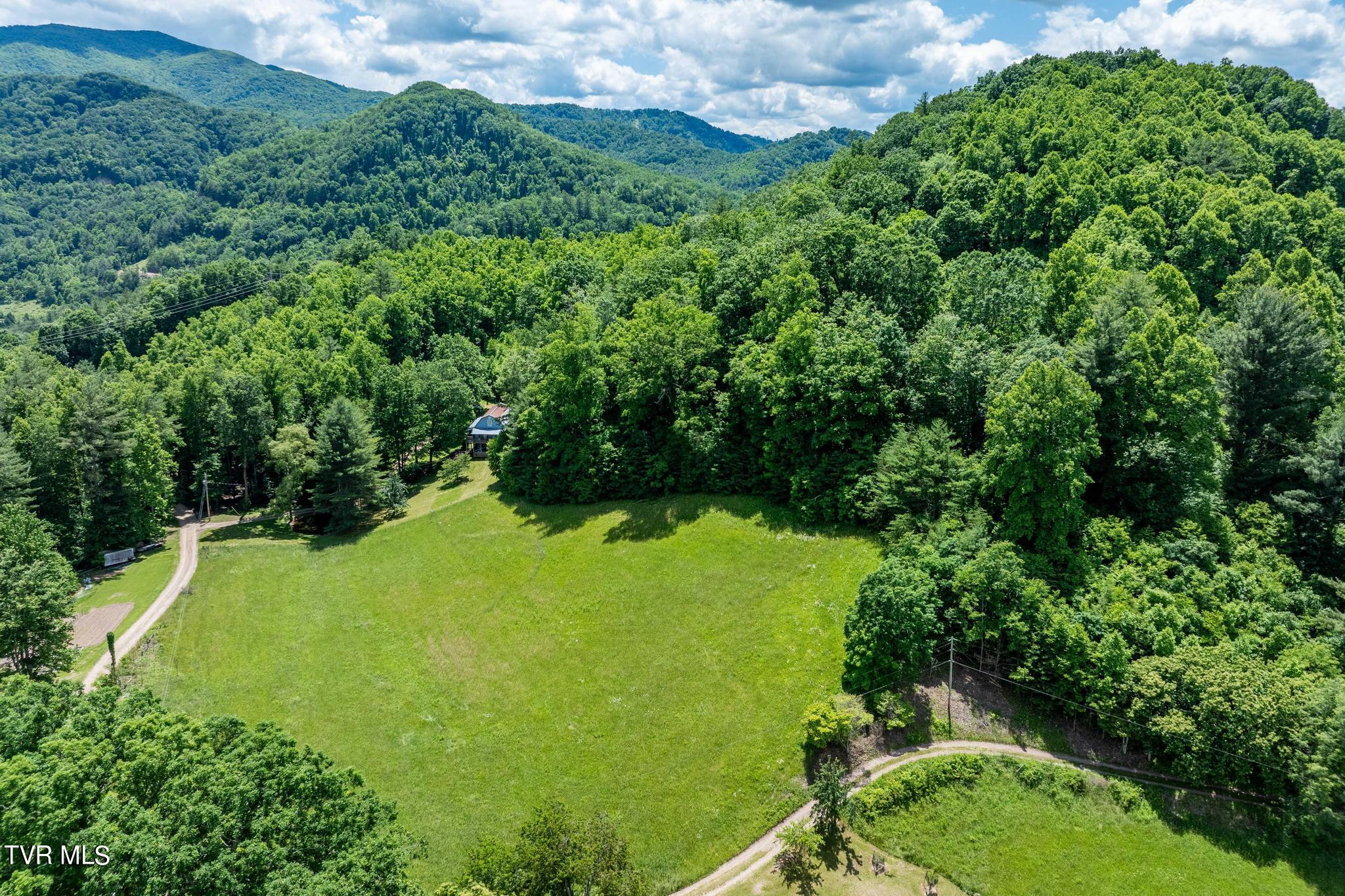 Tbd Tbd Dark Hollow Butler, TN 37640 - Photo 18 of 50 TBD Dark Hollow Private Dr (18 of 59)