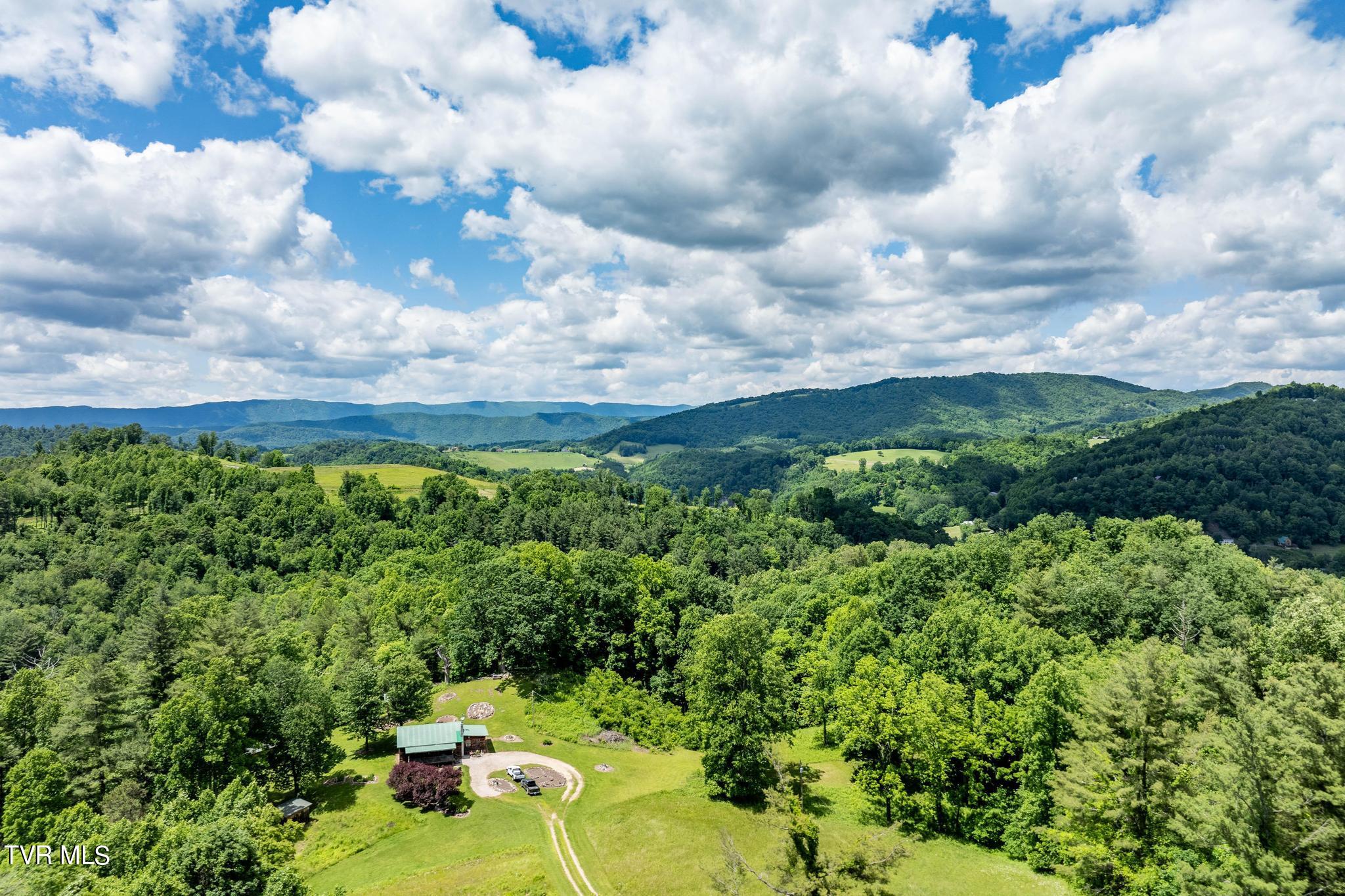 Tbd Tbd Dark Hollow Butler, TN 37640 - Photo 30 of 50 TBD Dark Hollow Private Dr (34 of 59)