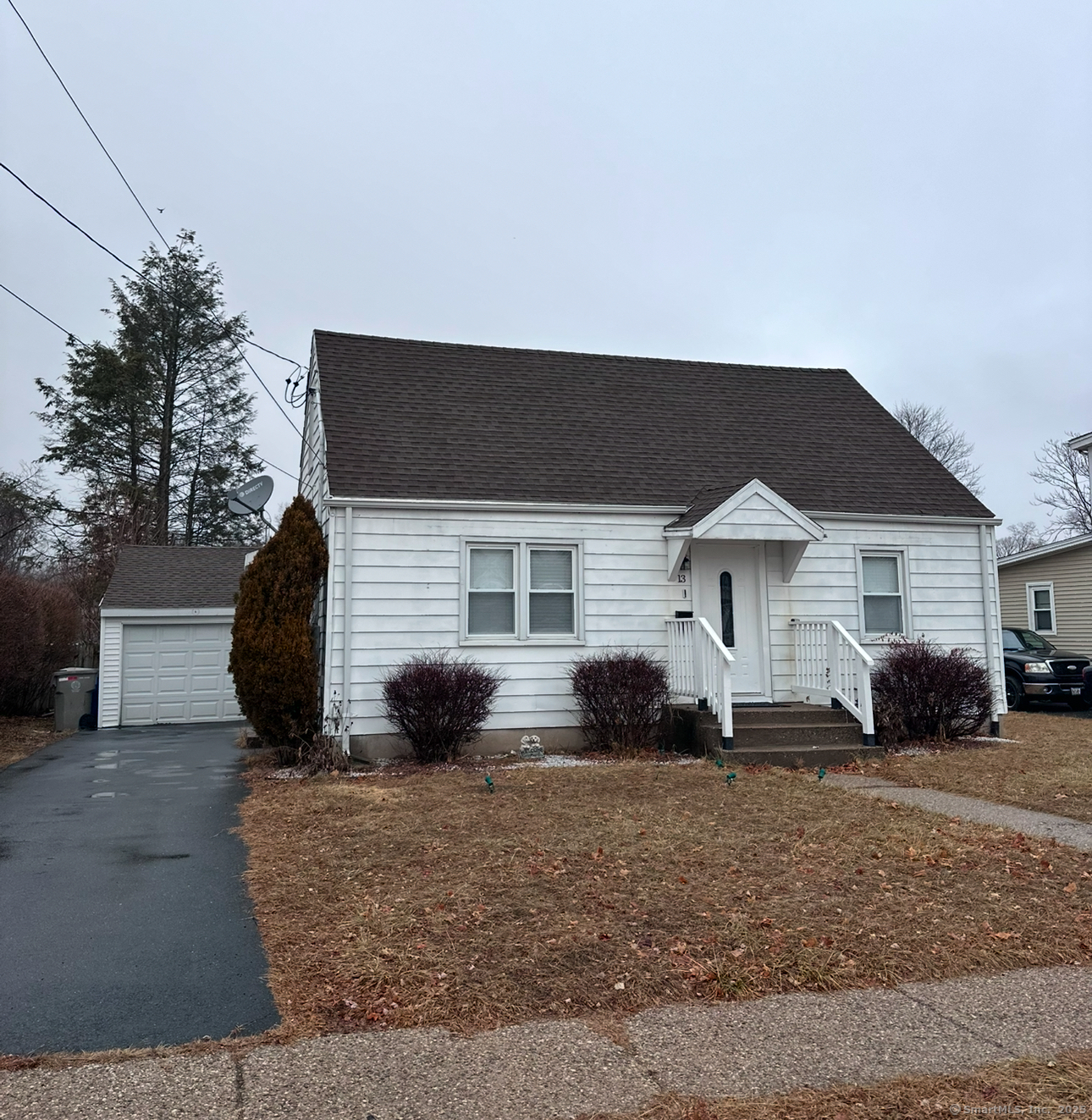 13 Woodmere Road Bristol, CT 06010 - Photo 1 of 1 Gallery Image 1