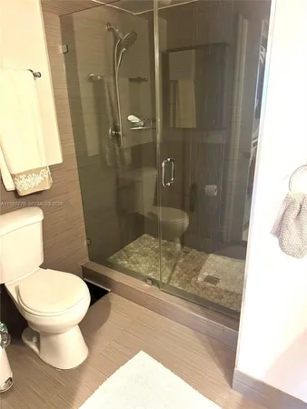 $5,000 | 1155 Brickell Bay Drive, Unit 1008, Miami, FL 33131