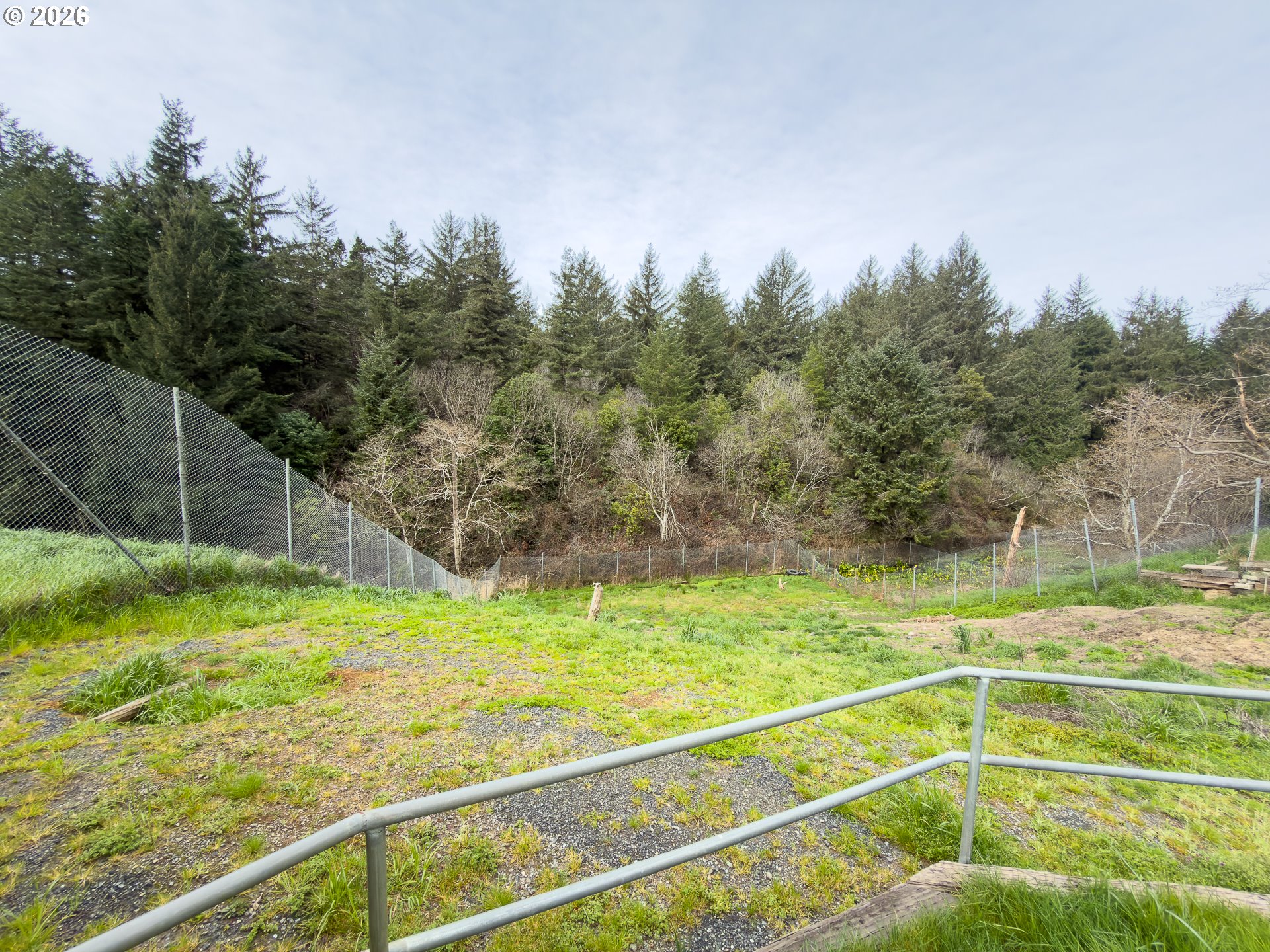 46914 Highway 101 Bandon, OR 97411 - Photo 25 of 48 a view of a tennis court