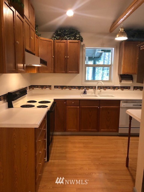 18102 Entiat River Road Entiat, WA 98822 - Photo 10 of 31 Gallery Image 10