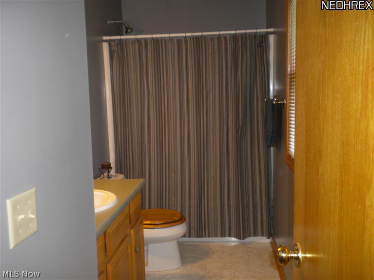 2500 Fox Lake Road Wooster, OH 44691 - Photo 11 of 20 Gallery Image 11