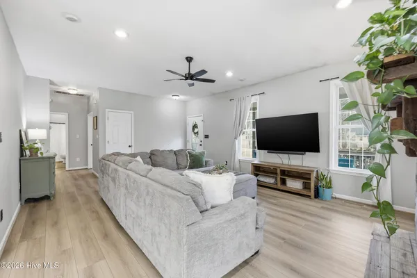 $499,000 | 119 Lighthouse View, Aydlett, NC 27916