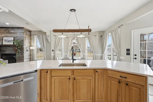 $499,000 | 119 Lighthouse View, Aydlett, NC 27916