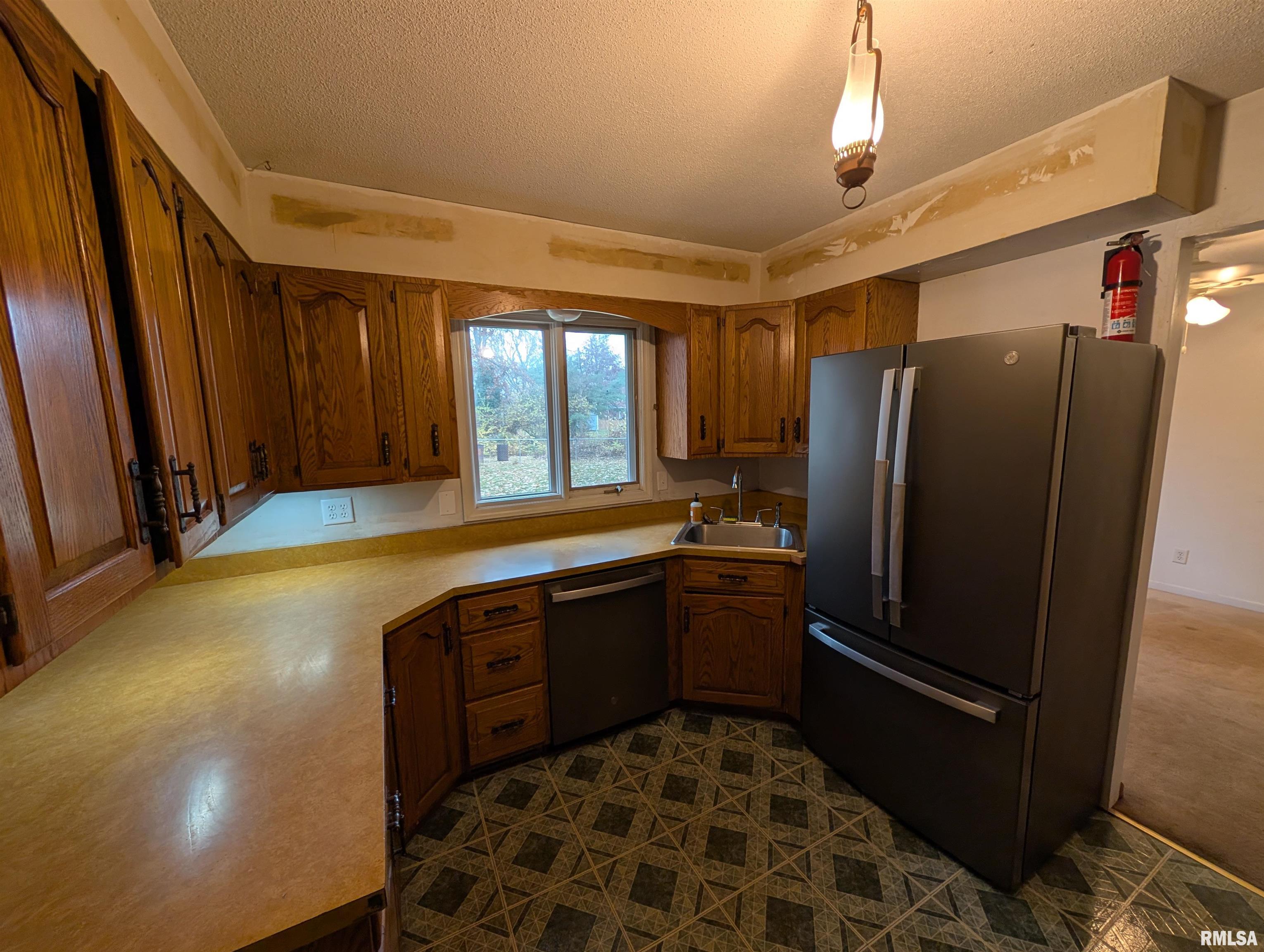 27 Mishawaka Drive Rochester, IL 62563 - Photo 21 of 30 Gallery Image 21