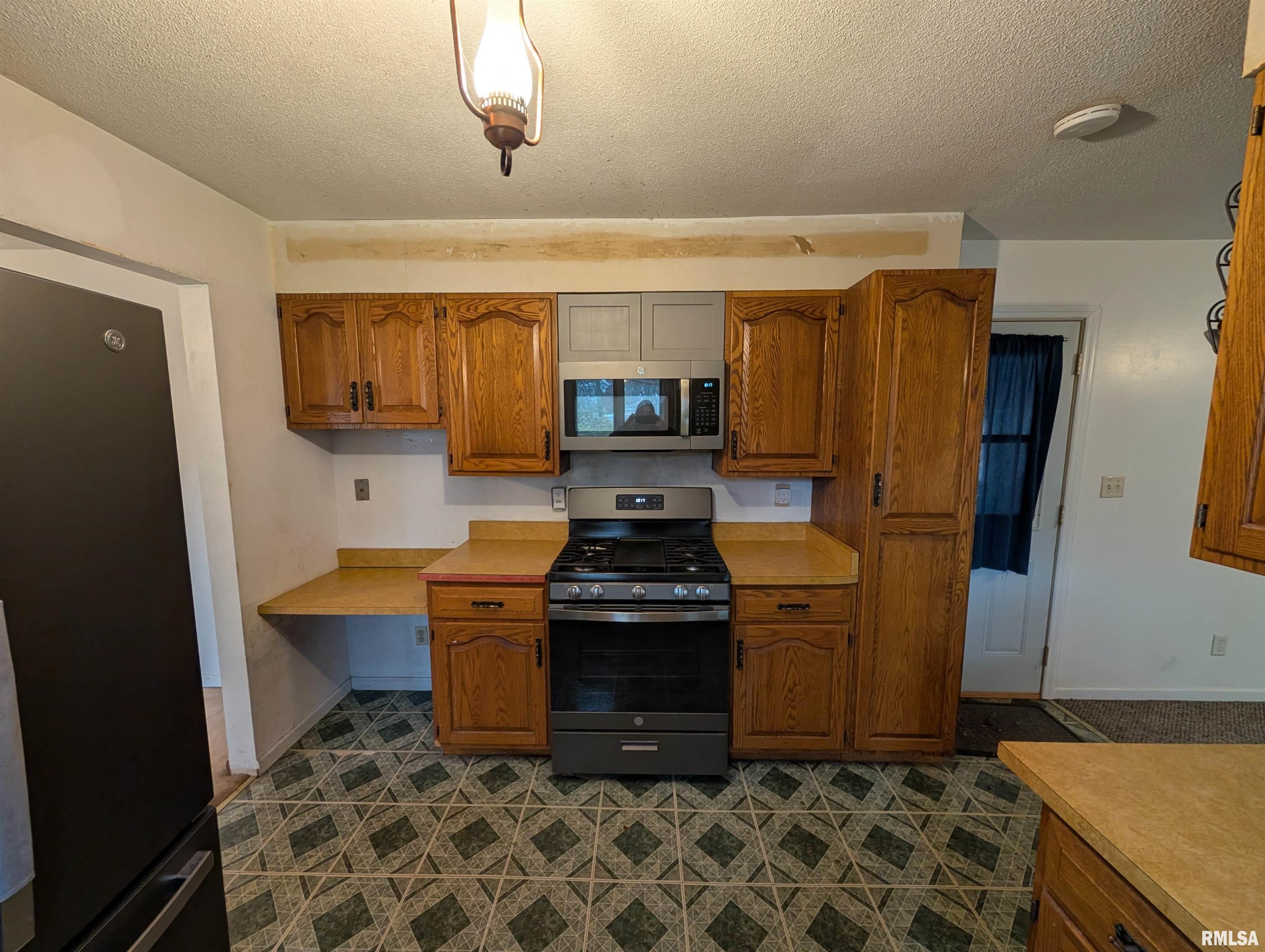27 Mishawaka Drive Rochester, IL 62563 - Photo 22 of 30 Gallery Image 22