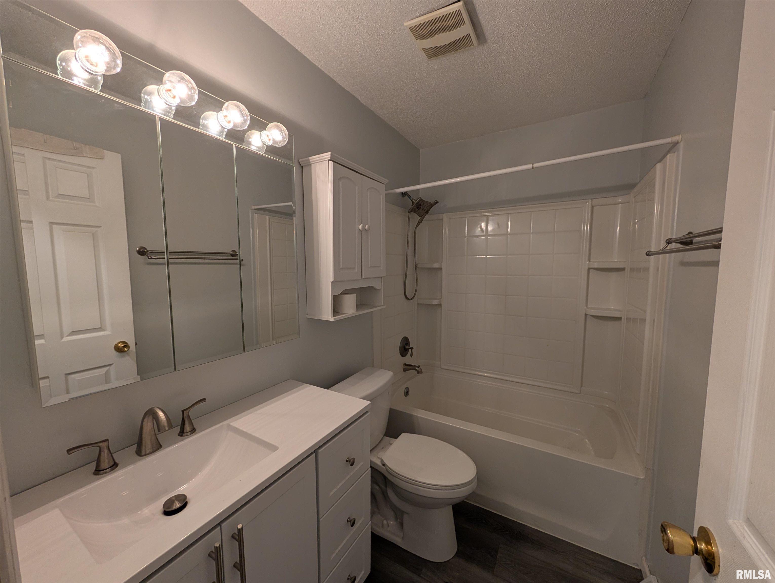27 Mishawaka Drive Rochester, IL 62563 - Photo 26 of 30 Gallery Image 26