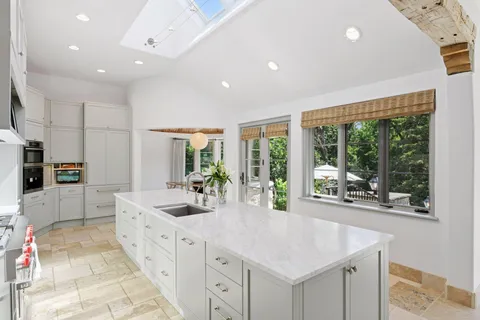 $3,200,000 | 16127 Crosby Cove, Wayzata, MN 55391