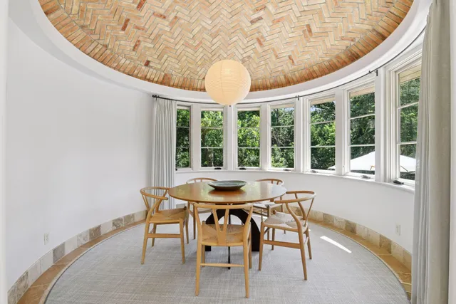 $3,200,000 | 16127 Crosby Cove, Wayzata, MN 55391