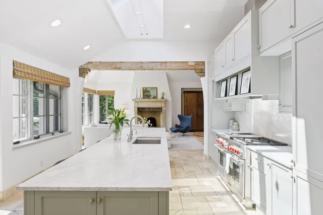 $3,200,000 | 16127 Crosby Cove, Wayzata, MN 55391