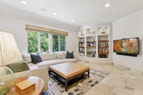 $3,200,000 | 16127 Crosby Cove, Wayzata, MN 55391