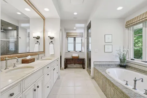 $3,200,000 | 16127 Crosby Cove, Wayzata, MN 55391