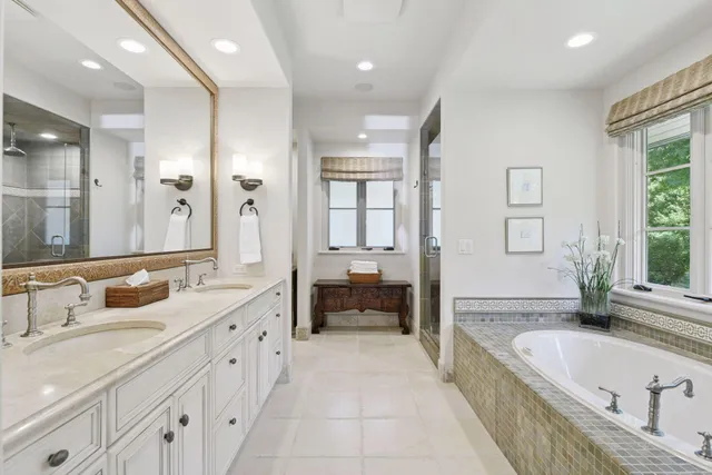 $3,200,000 | 16127 Crosby Cove, Wayzata, MN 55391