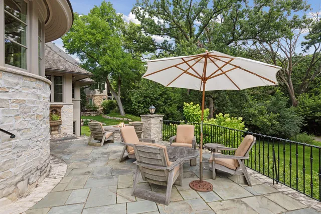 $3,200,000 | 16127 Crosby Cove, Wayzata, MN 55391