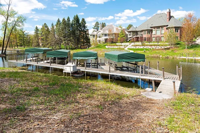 $3,200,000 | 16127 Crosby Cove, Wayzata, MN 55391