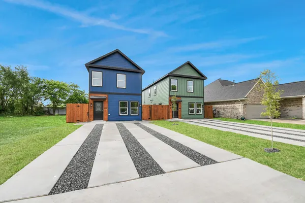 $2,450 | 3810 Hiford Drive, Unit A, Houston, TX 77047