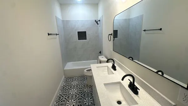 $2,450 | 3810 Hiford Drive, Unit A, Houston, TX 77047