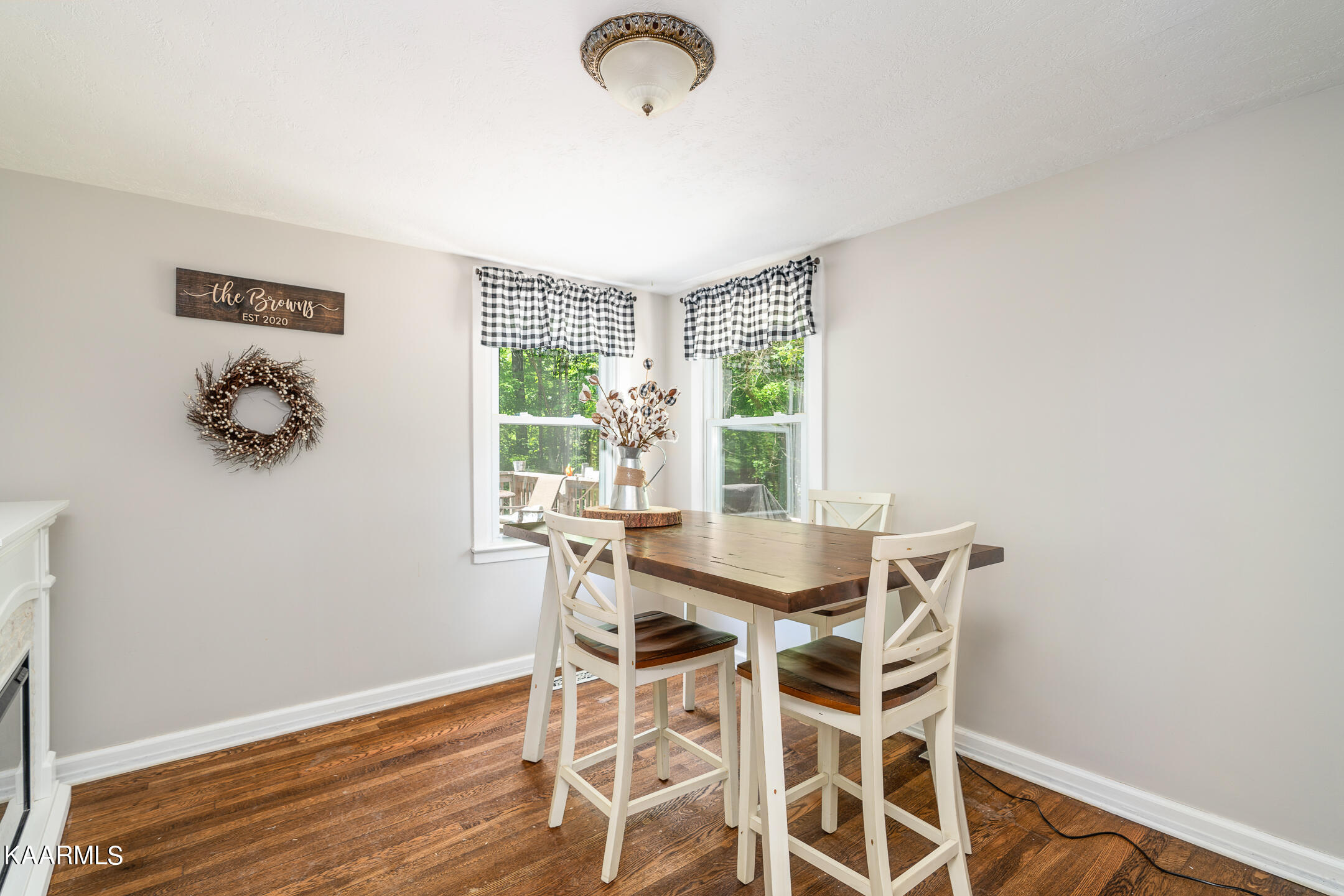 150 Yarnell Road Clinton, TN 37716 - Photo 6 of 16 Dining Area