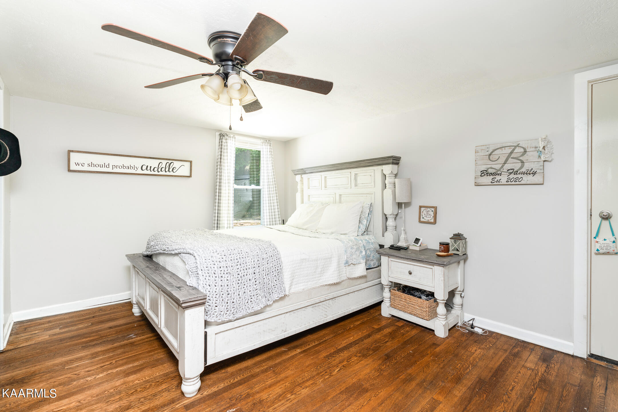 150 Yarnell Road Clinton, TN 37716 - Photo 8 of 16 Bedroom 1