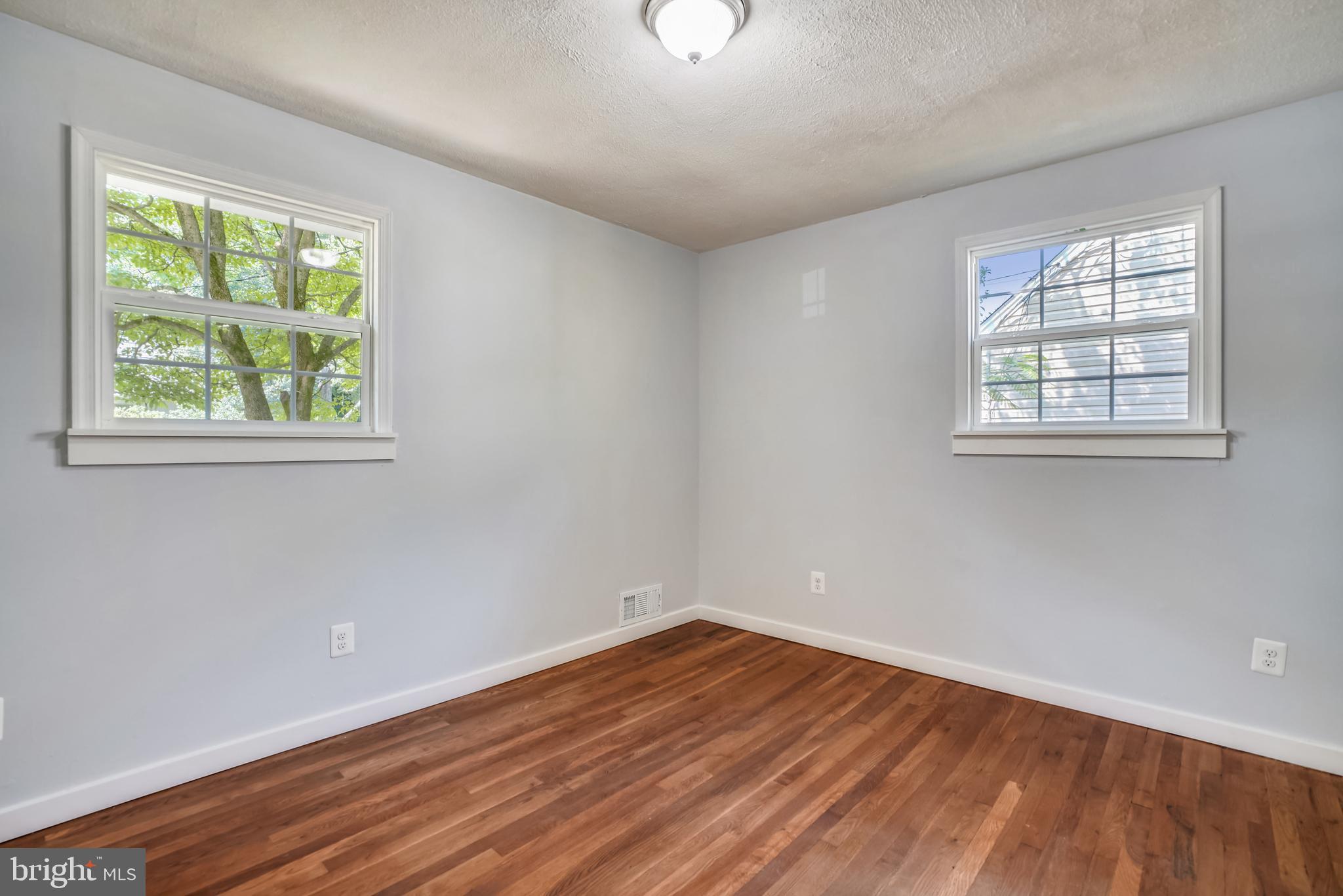 905 Kerwin Road Silver Spring, MD 20901 - Photo 9 of 47 Bedroom #1 has dual window exposures