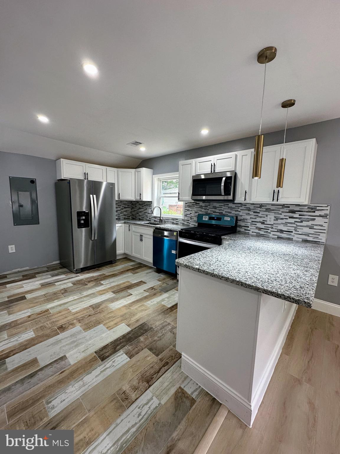 6937 Decatur Place Hyattsville, MD 20784 - Photo 7 of 17